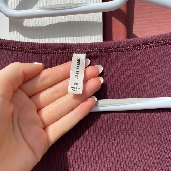 Aritzia- Sunday Best- Holly top - Picture 2 of 2